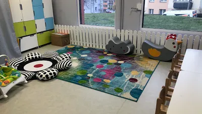 Żłobek Artystyczno-Językowy "Akademia Maluszka"